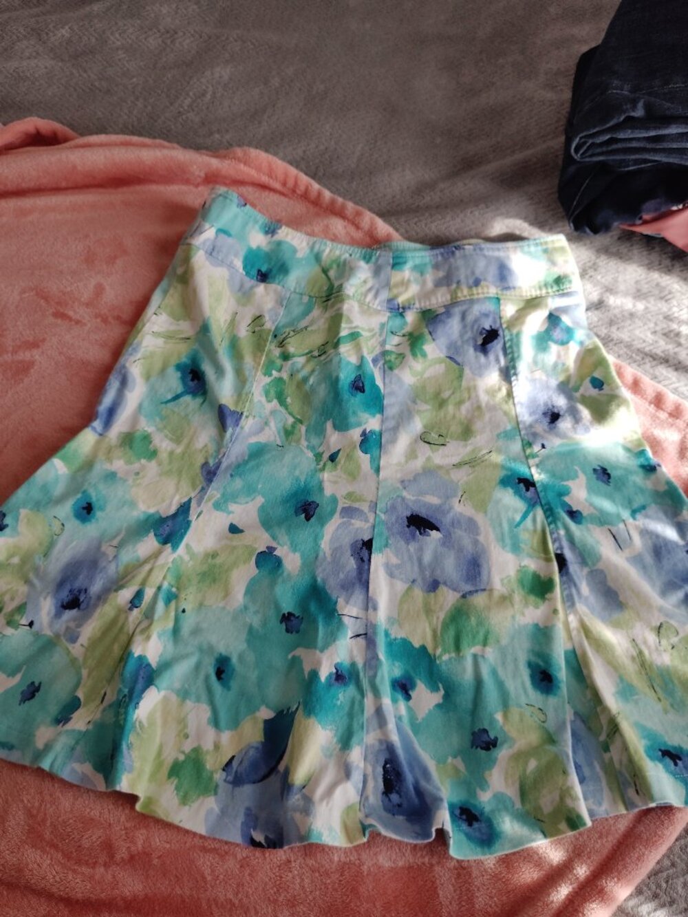 Dress Barn sz 12 floral skirt